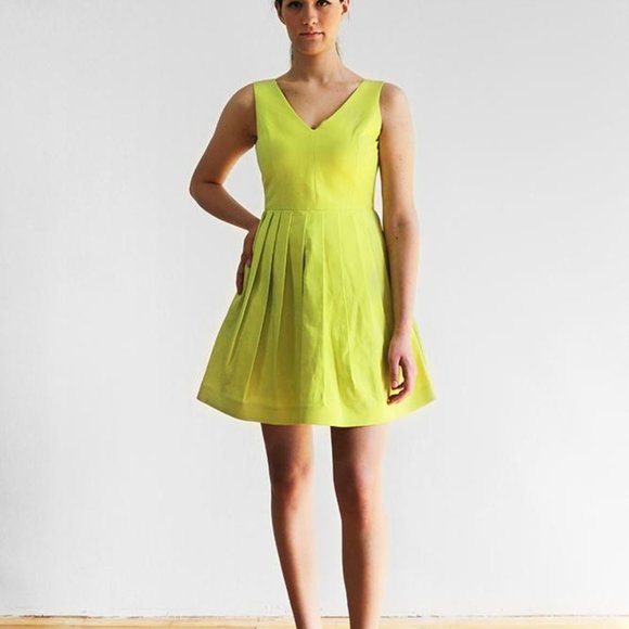 HALSTON HERITAGE Pleated Cocktail Dress NWOT - Picture 10 of 14